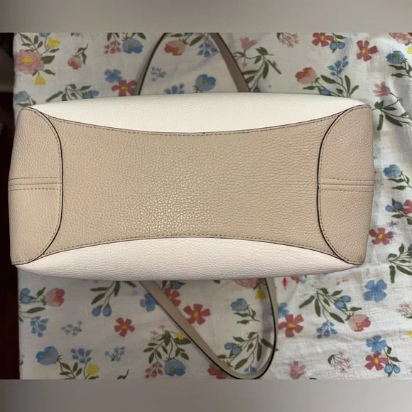 Kate Spade Shoulder Bag - Picture 10 of 12
